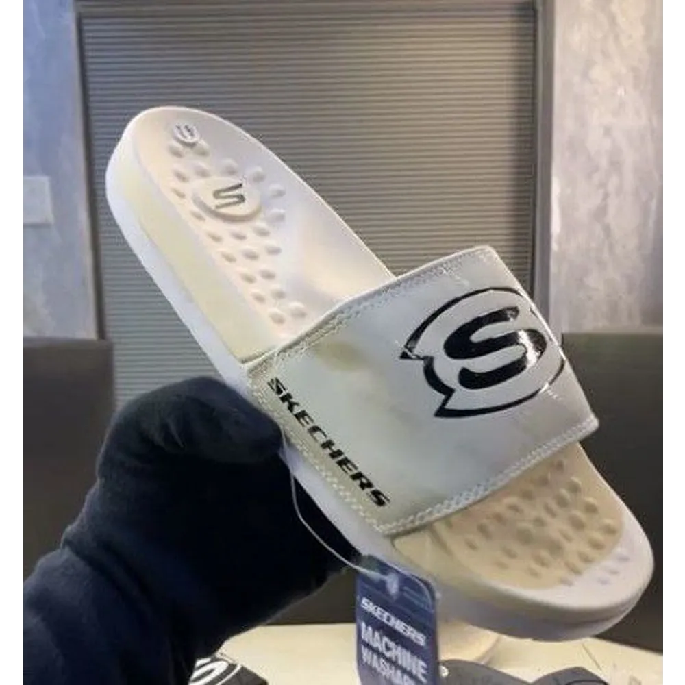 Luxurious Skechers Logo S Hyper Burst Soft Slides For Men (FF513)