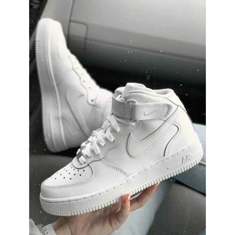 Luxurious Nike Airforce Mid Long Leather Shoes For Women (SIG702)