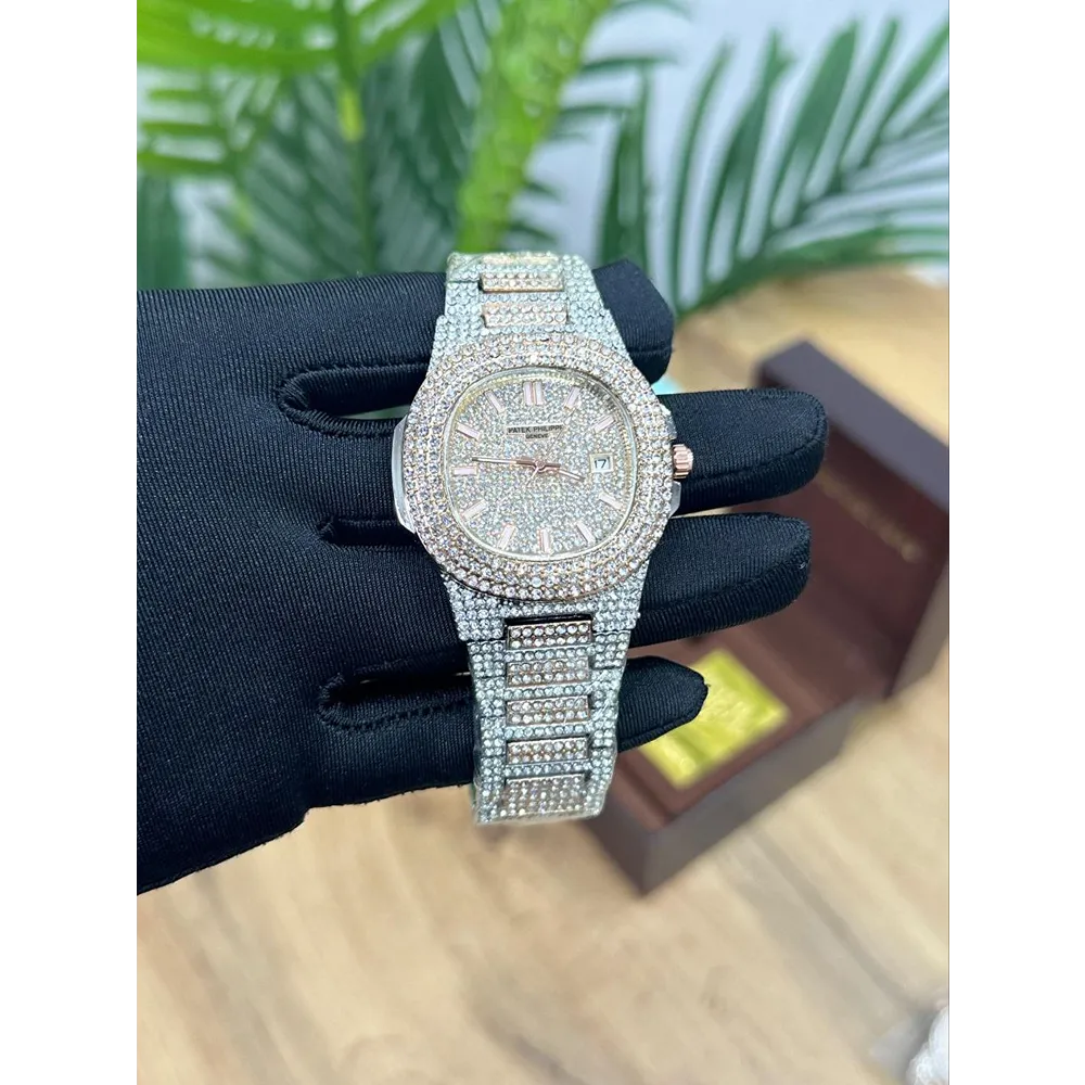 Stylish Patek Philippe Watch For Men (BRH56)