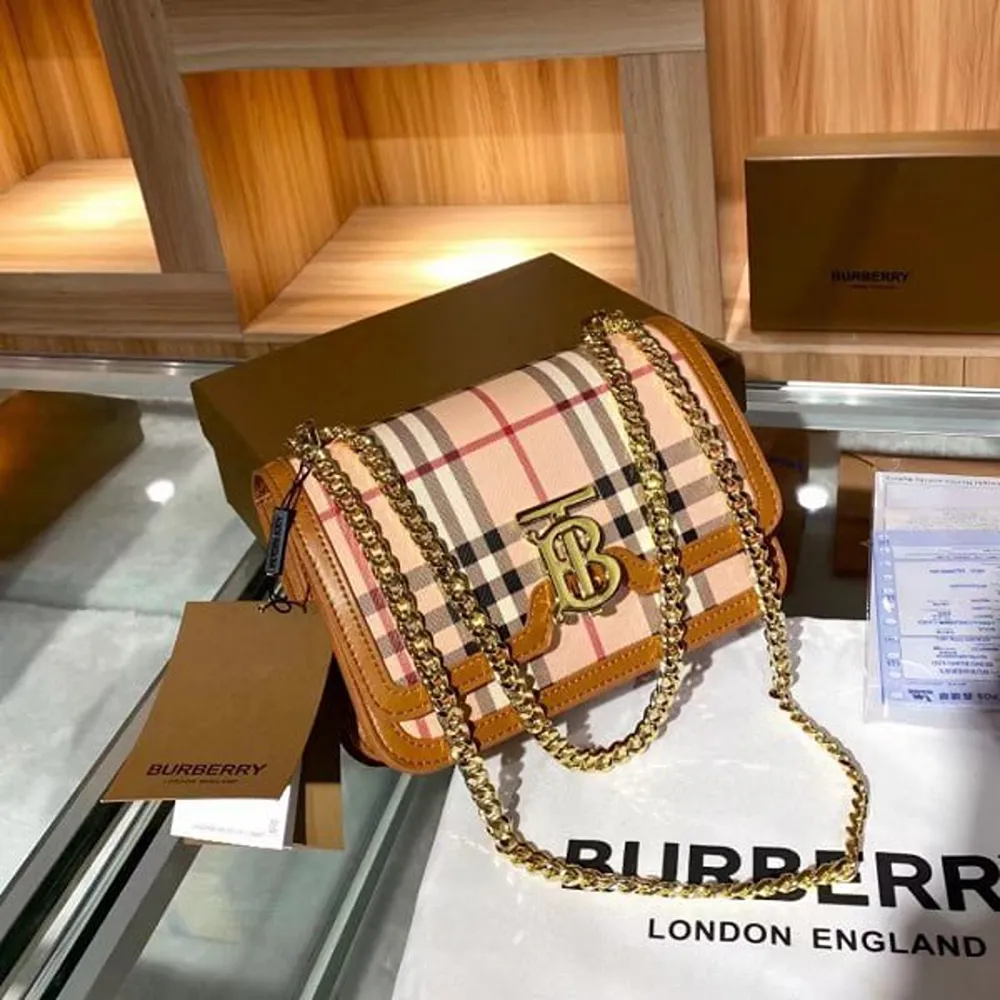 Stylish Burberry Handbag For Women (BSF1853)