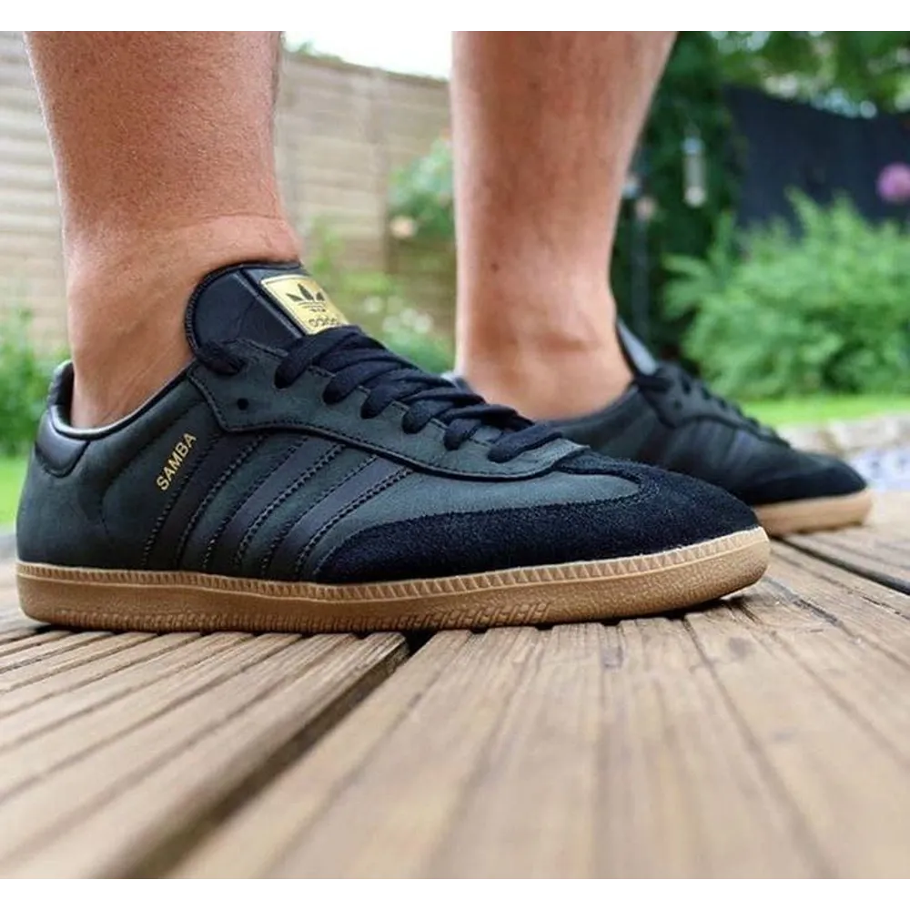 Trendy Adidas Samba Shoes For Men (LAZ1518)