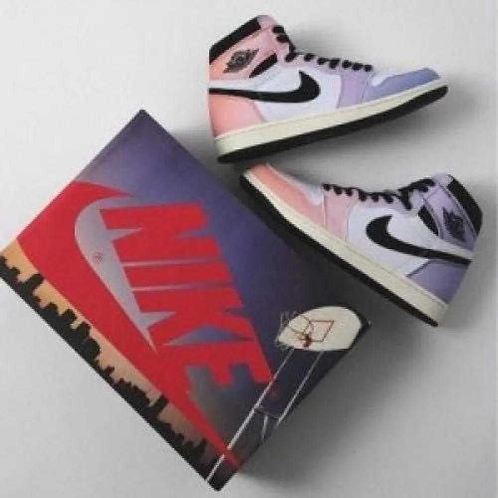 Trendy Nike Air Jordan Retro 1 High Skyline Shoes For Men (FF644)
