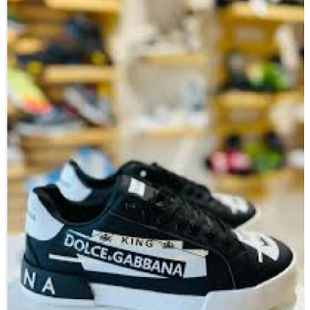Trendy Dolce & Gabbana Black White Shoes For Men (FF651)