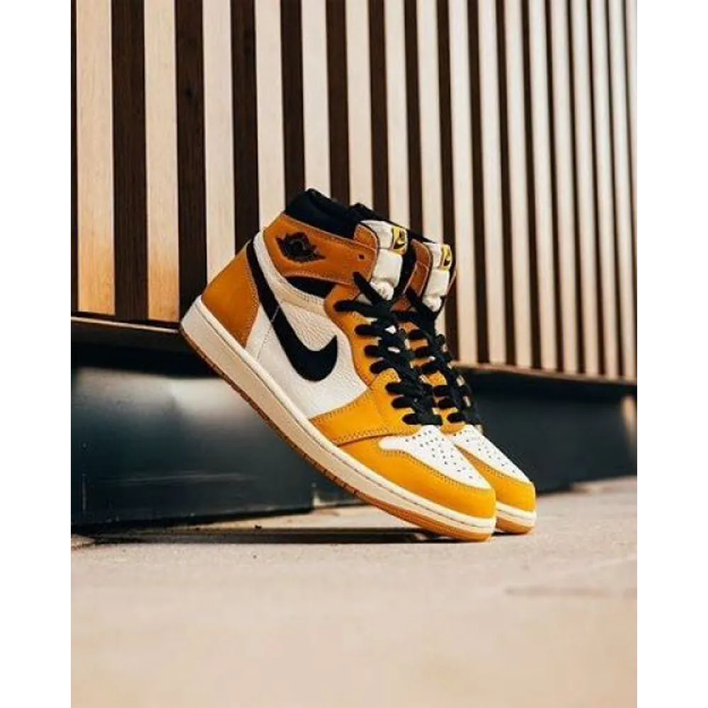 Luxurious Nike Air Jordan 1 High Retro Yellow Shoes For Men (BSF1855)