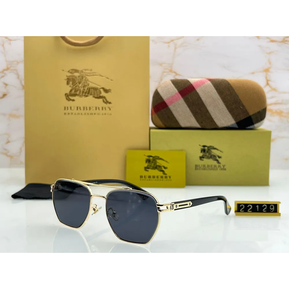 Trendy Burberry Sunglasses (LAZ1551)