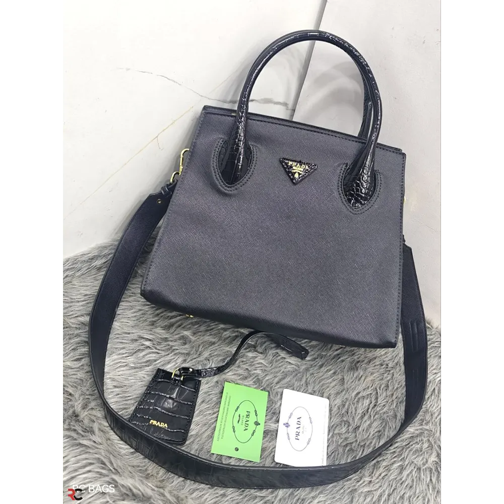 Trendy Prada Handbag For Women (LAZ1583)
