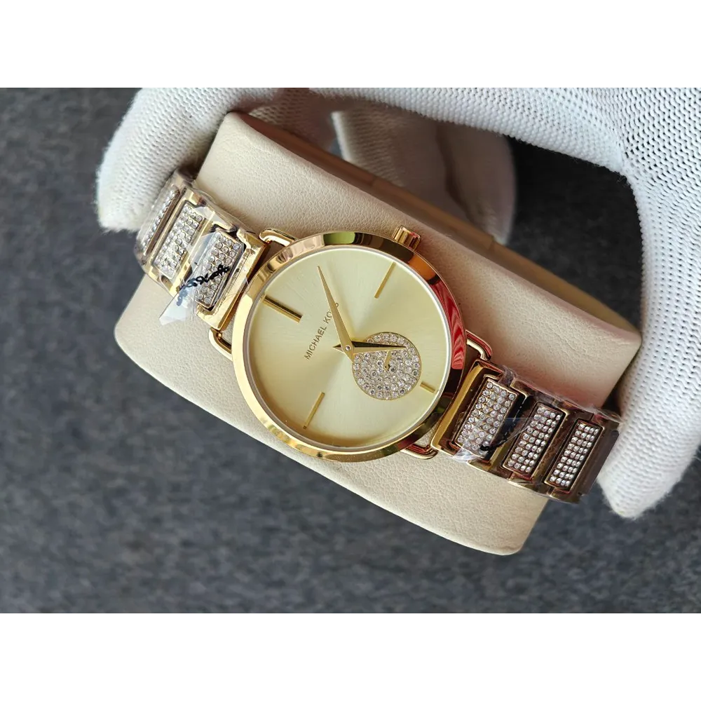 Classy Michael Kors Watch For Women (FH118)
