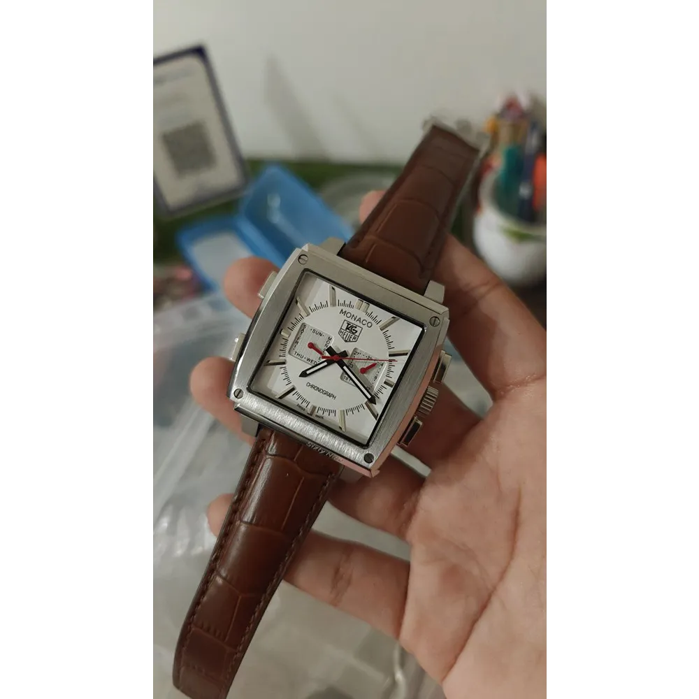 Trendy Gucci Watch For Men (FH119)
