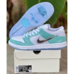 Luxurious Nike Sb Dunk Low April Skateboards Shoes For Men (SFS1914) - 7a first copy shoes | Buy Online at Best Price