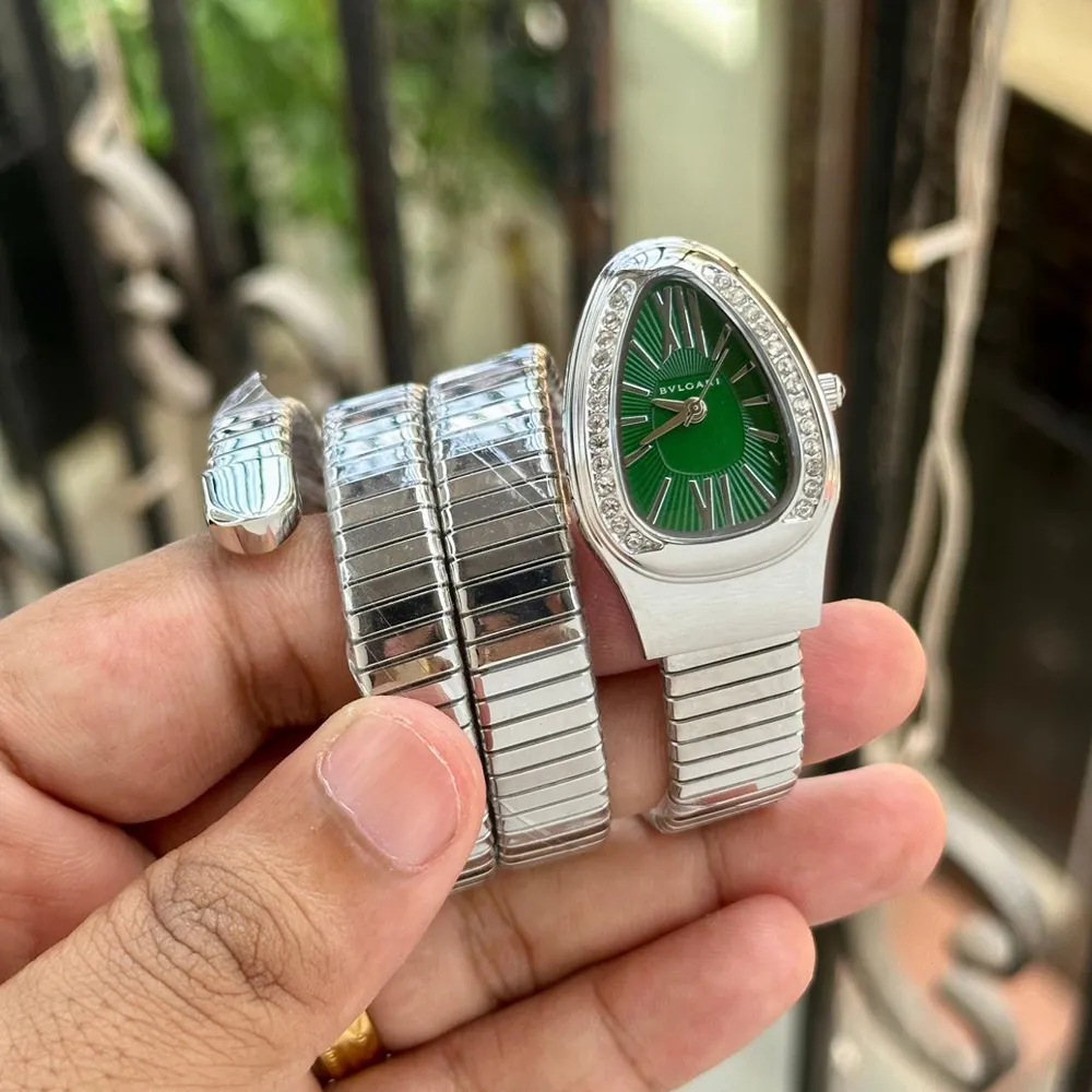 Classy Bvlgari Watch For Women (LAZ1610)