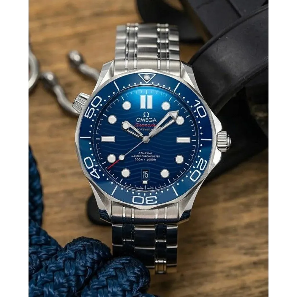 Trendy Omega Watch For Men (BRW2005)