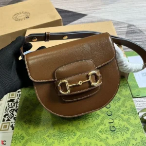 Trendy Gucci Handbag For Women (LAZ1659)