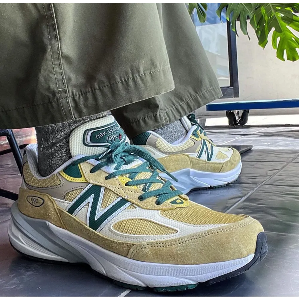 Luxurious New Balance 990 v6 Lemonade Shoes (BS536)