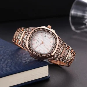 Stylish Patek Philippe Watch For Men (BRH602)