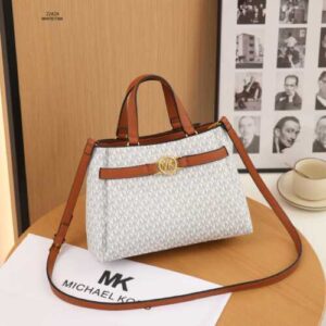Classy Michael Kors Handbag For Women (LNL44) - Accessories | Buy Online at Best Price