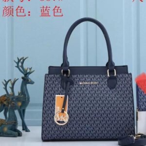 Classy Michael Kors Handbag For Women (LNL48) - Accessories | Buy Online at Best Price