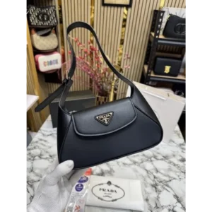 Prada Handbag For Women (BOT983)