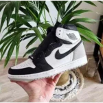 Premium Air Jordan Retro 1 Stage Haze And Extra Laces Shoes For Men (SNC578) - 7a first copy shoes | Buy Online at Best Price
