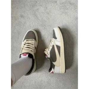 Premium Air Jordan Retro 1 Travis Scott Reverse Mocha Shoes For Men (BME24) - 7a first copy shoes | Buy Online at Best Price