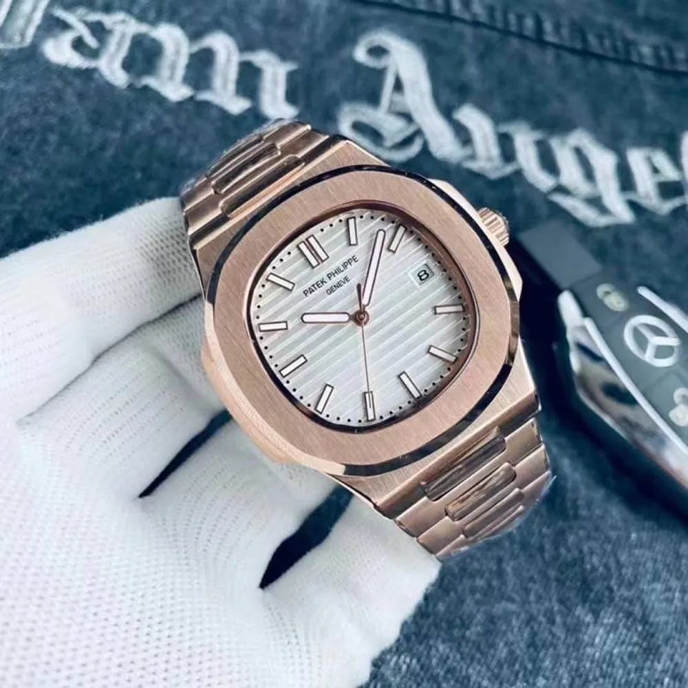 Stylish Patek Philippe Watch For Men (CSO1616)