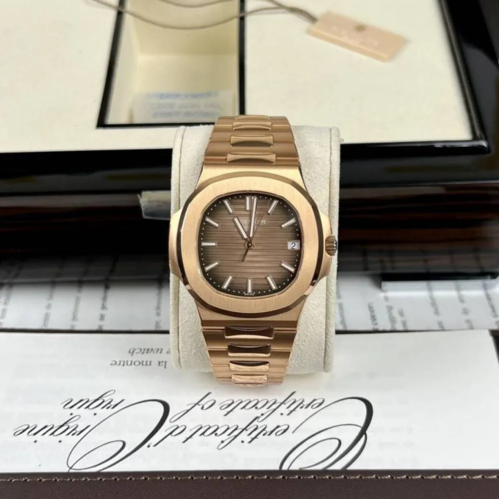 Stylish Patek Philippe Watch For Men (CSO1617)