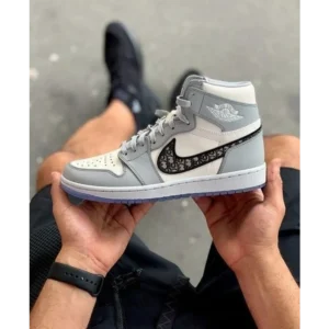 Trendy Nike Air Jordan Retro 1 R Shoes for Men (SW4774)